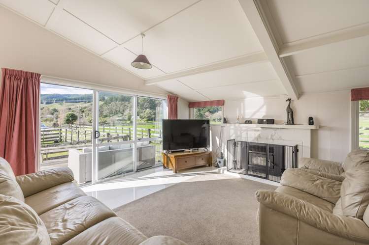 196 Valley Road Paraparaumu_13