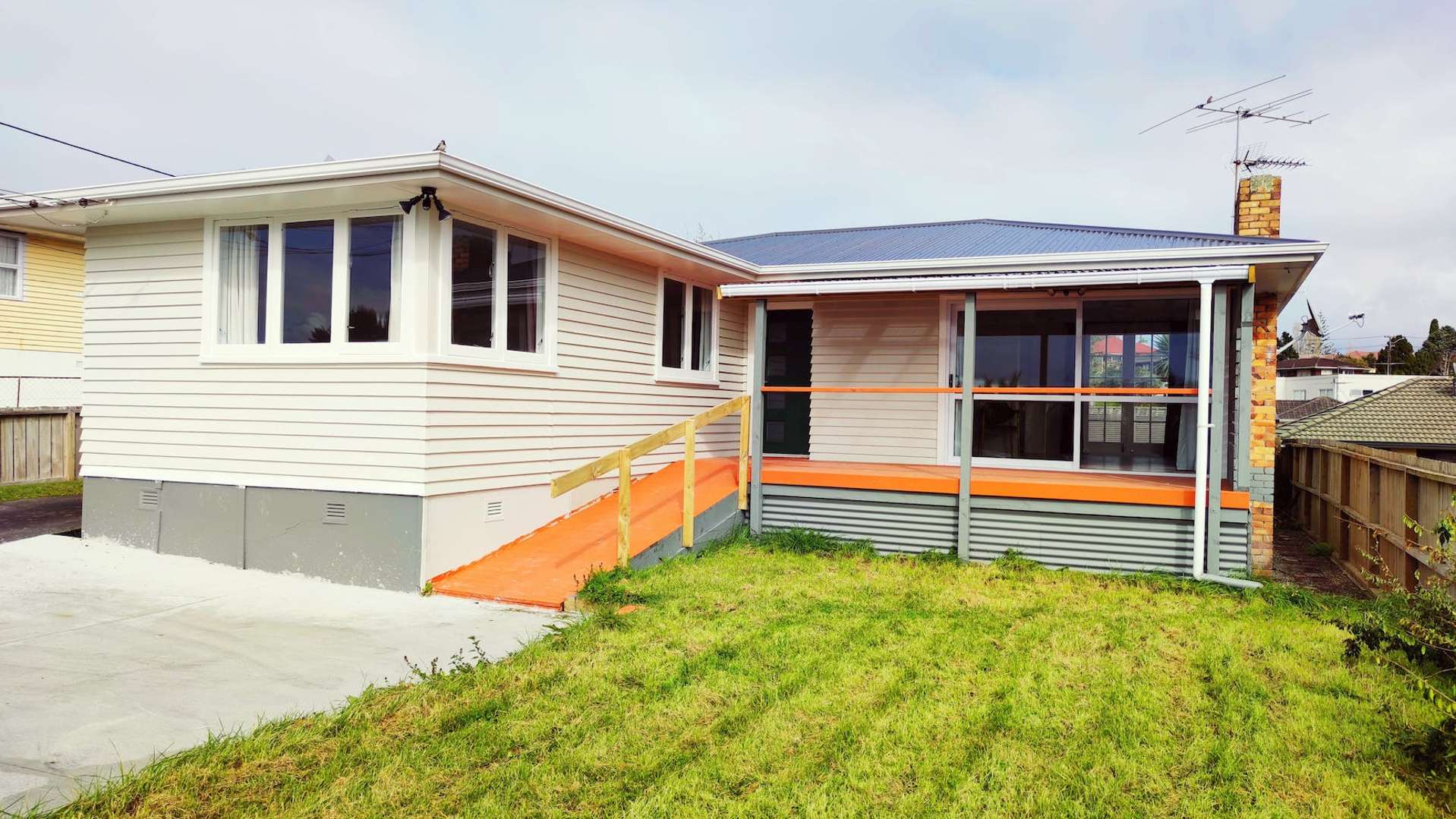 13 Kimber Hall Avenue Mount Roskill_0