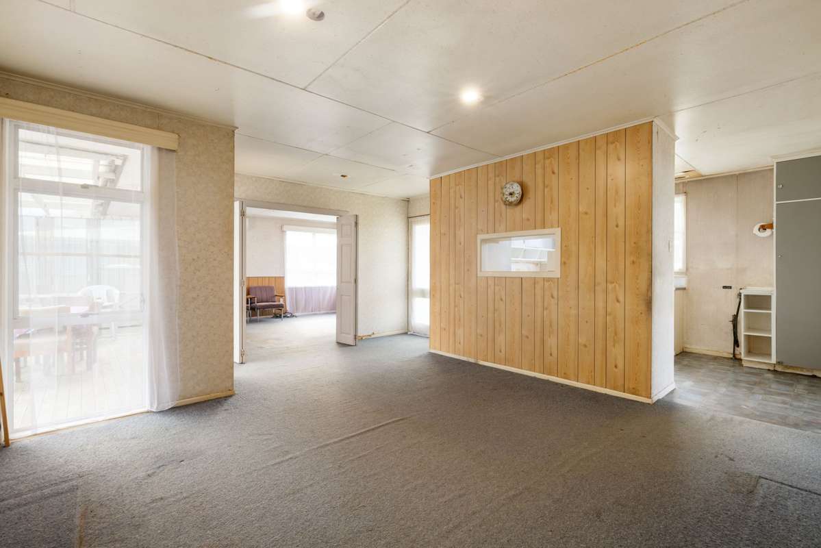 63 Oakfield Crescent_2
