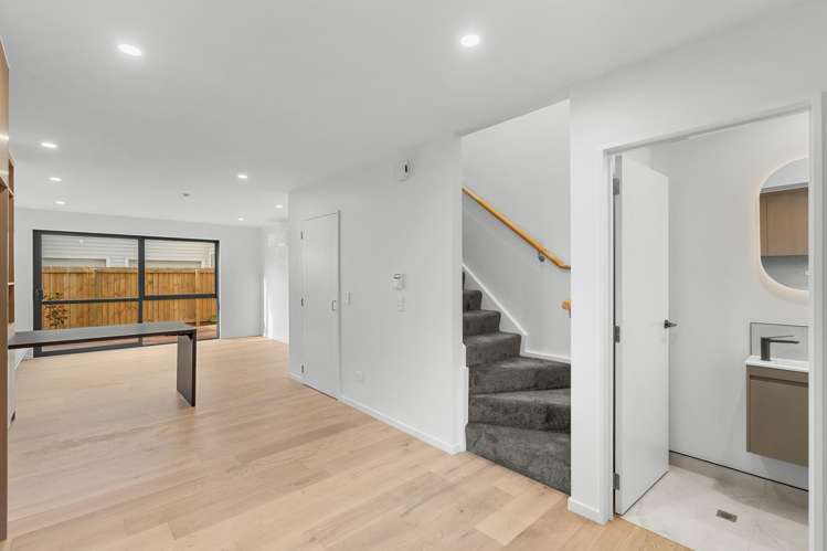 14 Stenness Avenue Somerfield_11