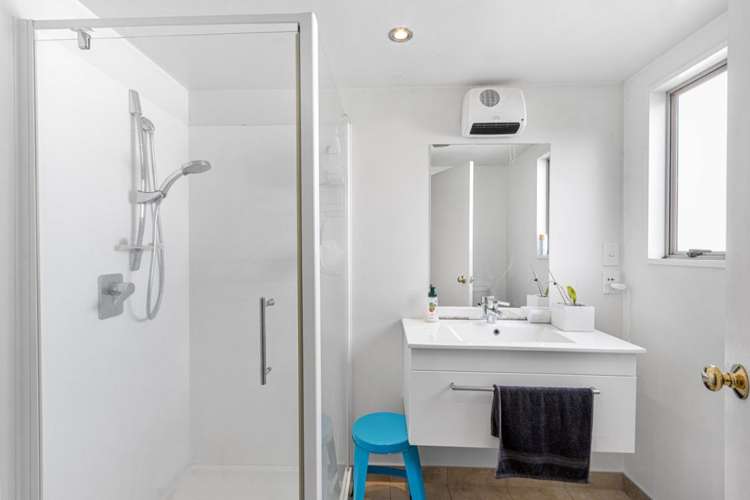 1/10 Kinloch Street Saint Albans_10