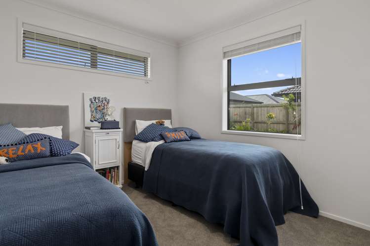 5 Cowell Crescent Pyes Pa_13