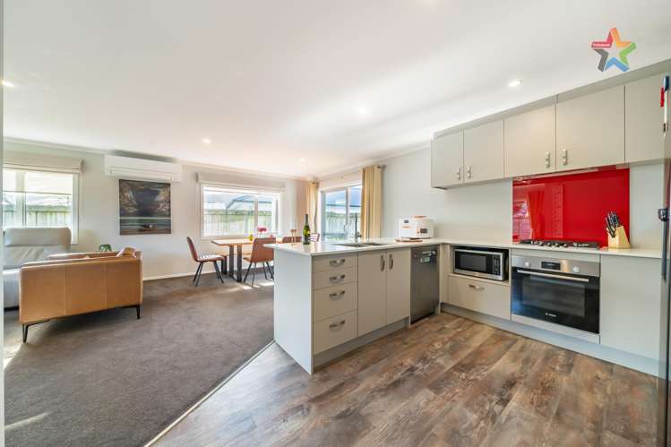 7 Brian Hughes Road Wainuiomata_3