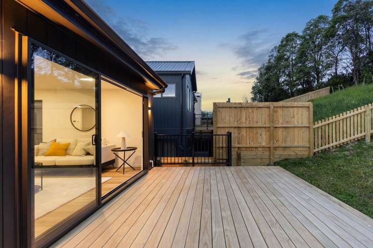 242D West Hoe Heights Orewa_1