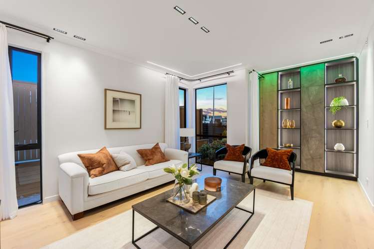 7 Headsail Drive Long Bay_8