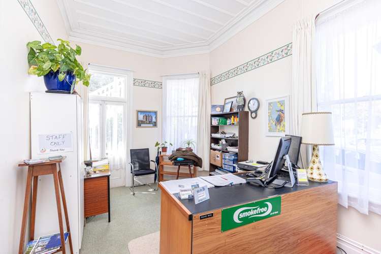 2 Plymouth Street Whanganui Central_25