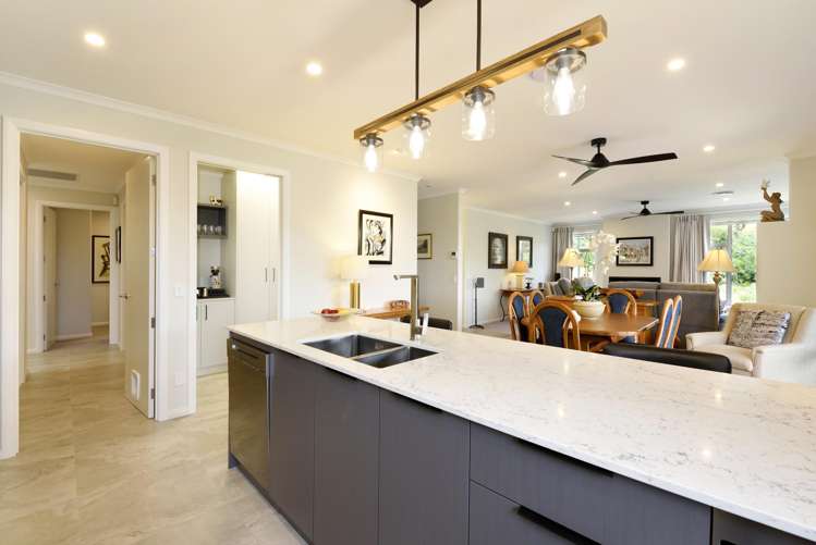 71 Sunningdale Drive Stoke_12