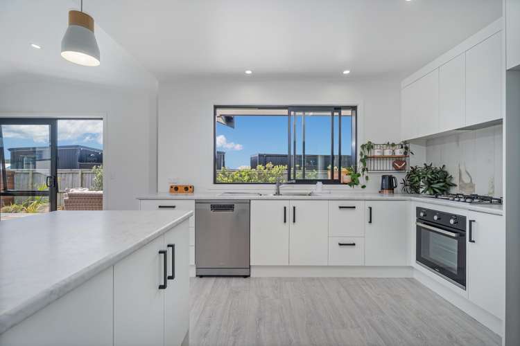 2 Kotare Way Matarangi Beach_11