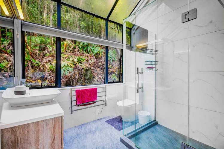 35 Park Road Titirangi_14
