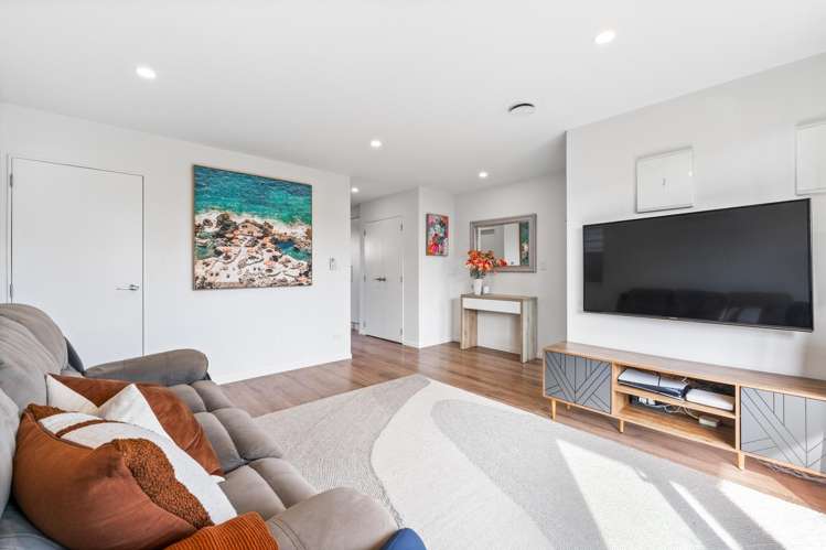 26 Hiki Street Hobsonville_11