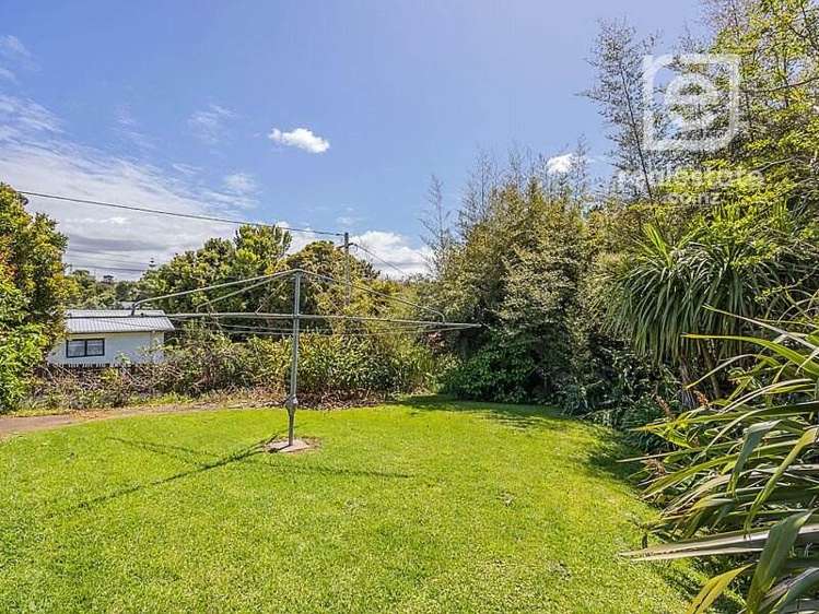 21 McClintock Road Massey_16