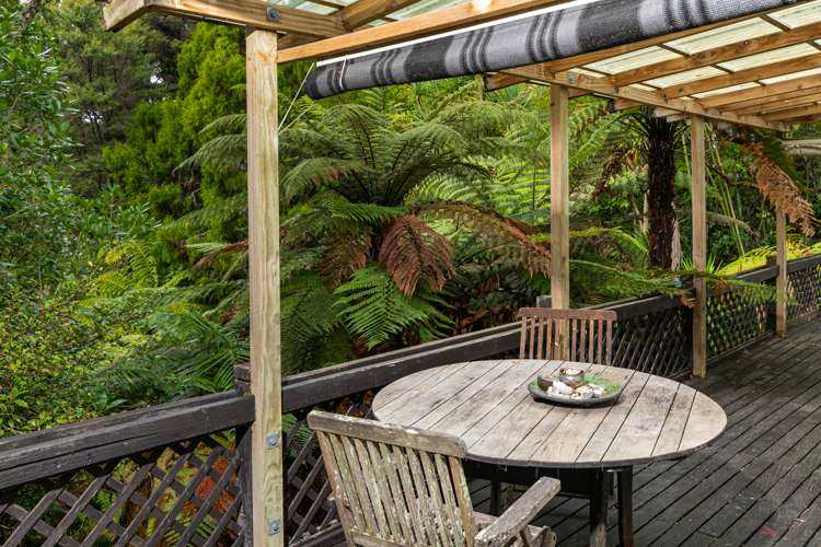 332 Huia Road Titirangi_10