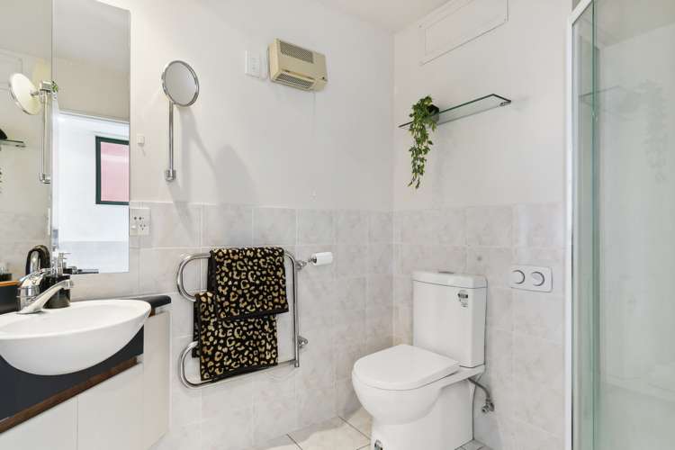 6d/25 Cuba Street Te Aro_13