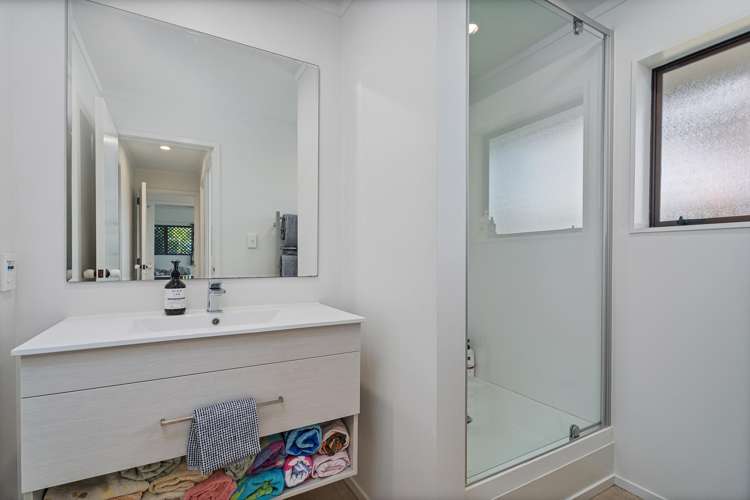 69 Captain Cook Road Cooks Beach_17