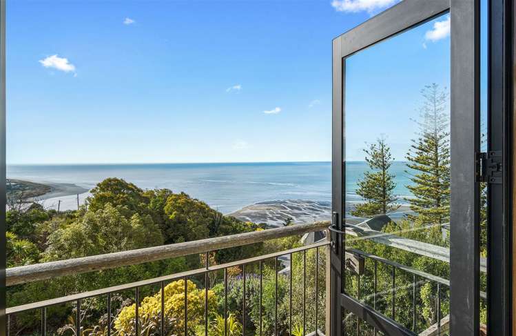 10 Tuawera Terrace Clifton_4