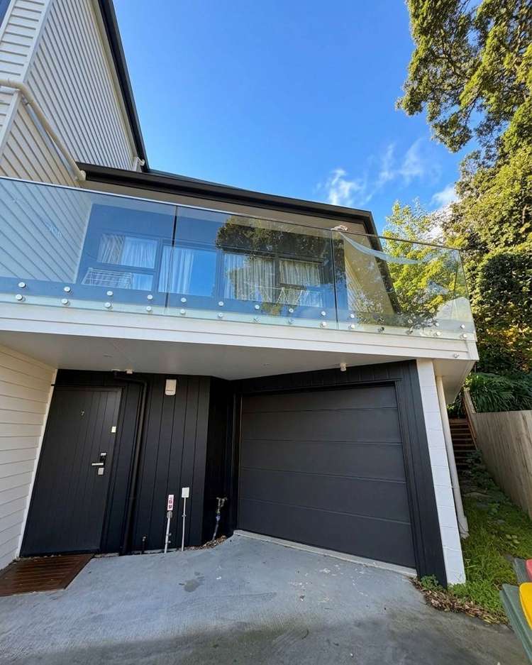 7/874A Mount Eden Road_0