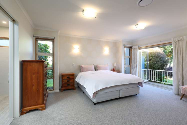 2 Highfield Grove Richmond_6