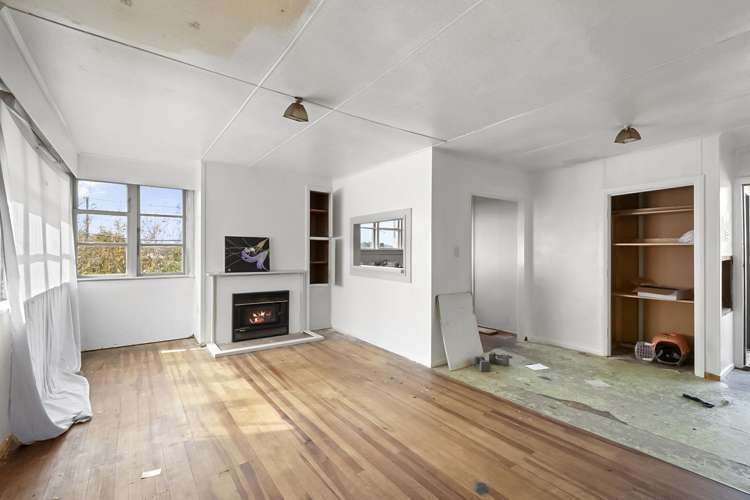 77 Mould Street Waitara_6