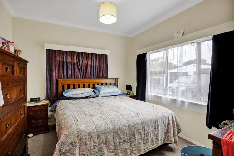 73 Camberwell Road Hawera_5