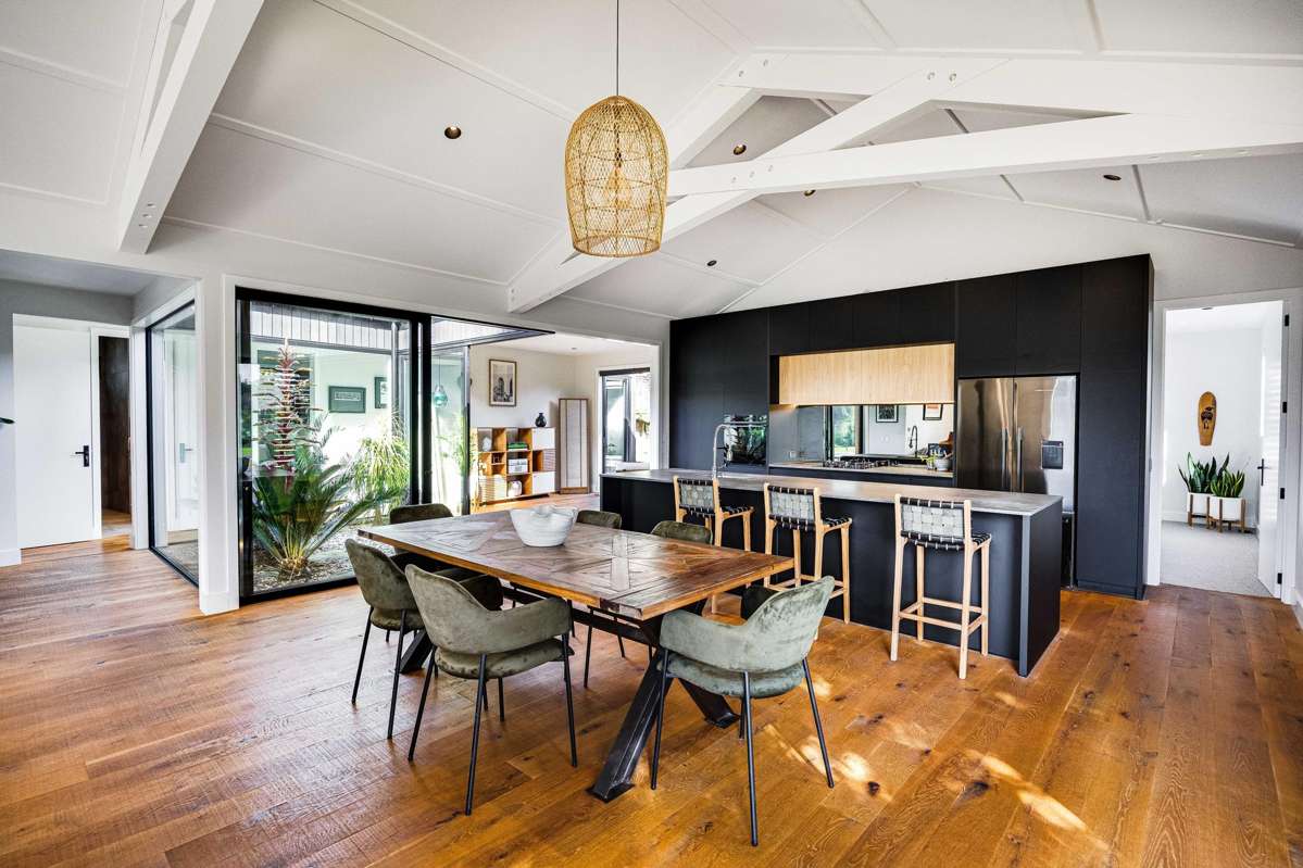 2 Pioneer Crescent_5