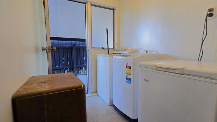 162A Sewell Street Hokitika_11