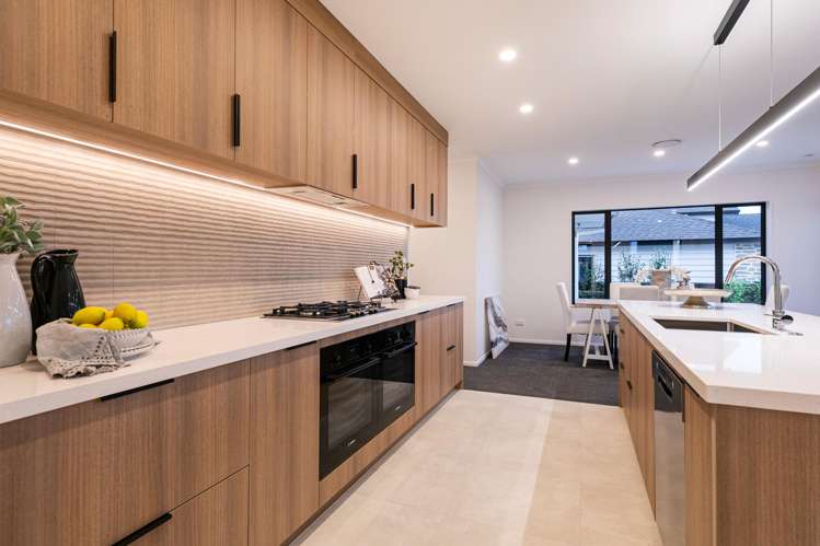 16 Tukutata Crescent Milldale_11