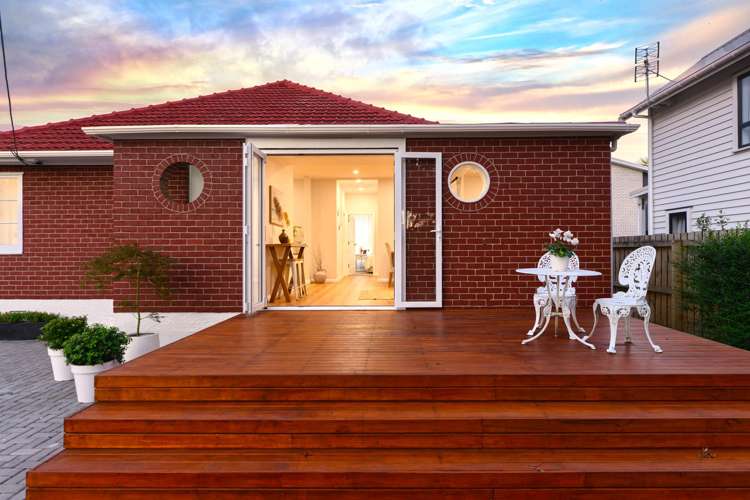 38 Hendon Avenue Mount Albert_16