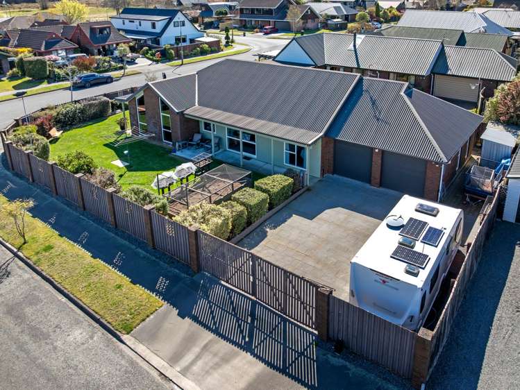 150 Royal Park Drive_1