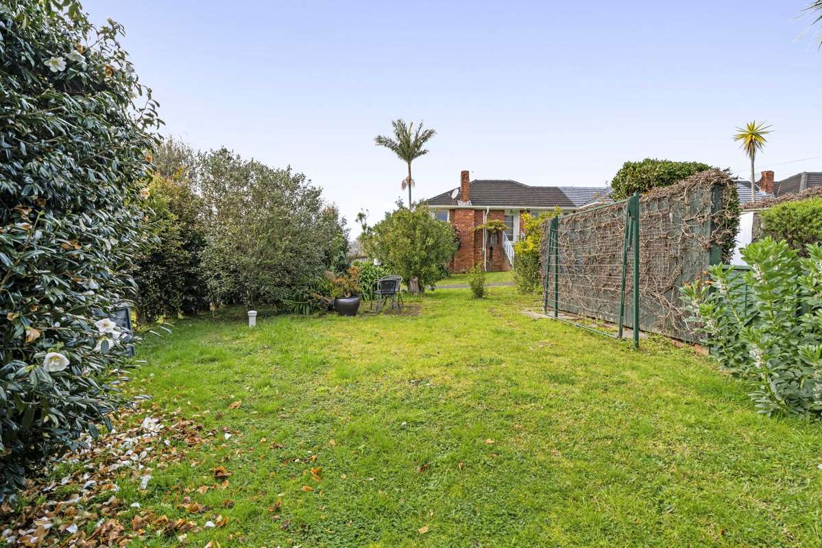 126A St Johns Road_5