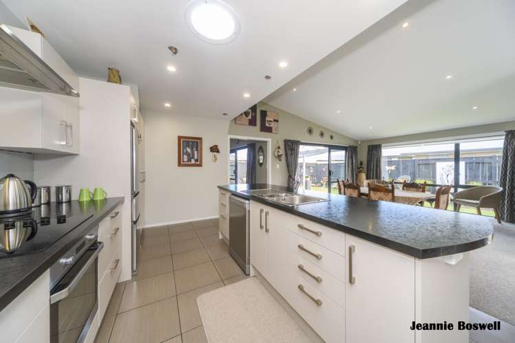 5 Levi Place Kelvin Grove_1