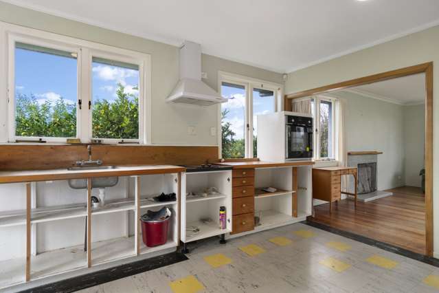 2 Woodford Avenue Brookfield_3