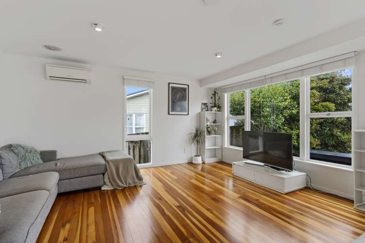 59 Taurus Crescent Beach Haven_5