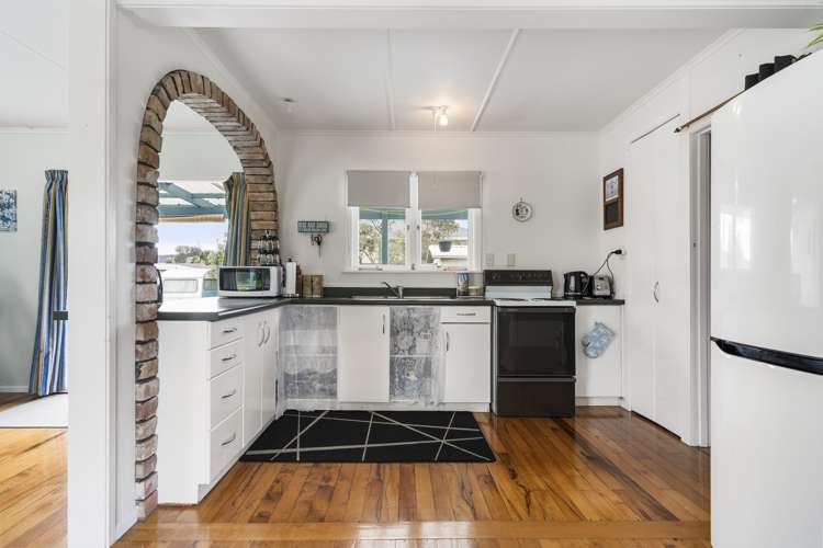 302 Sylvia Road Whangamata_9