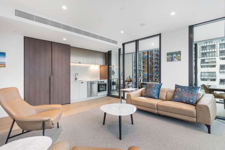 3305/10 Commerce Street City Centre_3