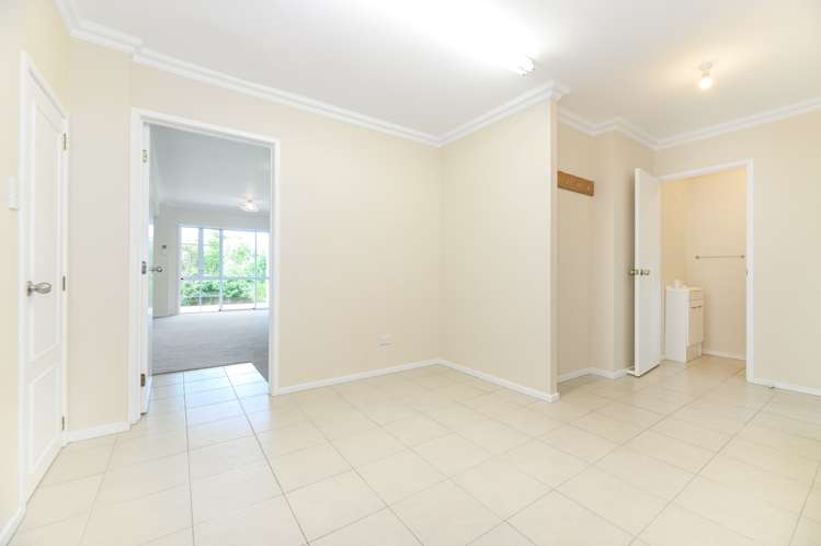 3 Laingrange Place Laingholm_12