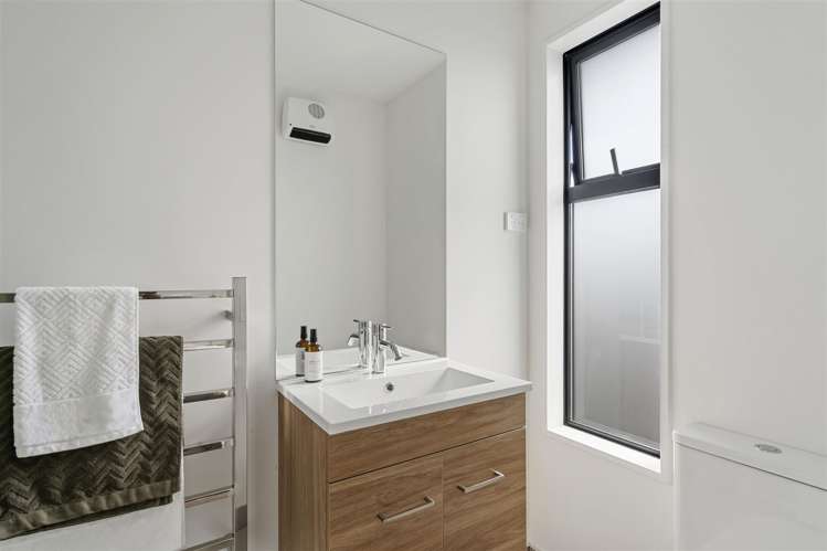 6/611 Cashel Street Linwood_5