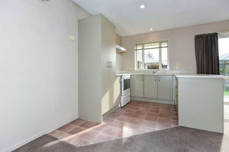 5/446 Ferry Road Woolston_6