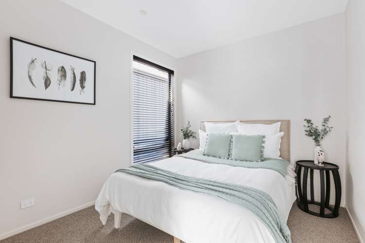 8 Hera Lane Pyes Pa_15