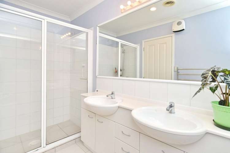 17 Cayman Close Shirley_6