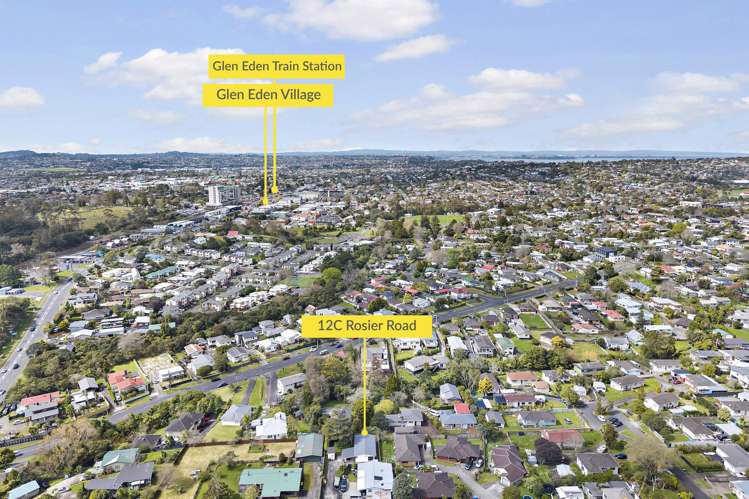 12C Rosier Road Glen Eden_12