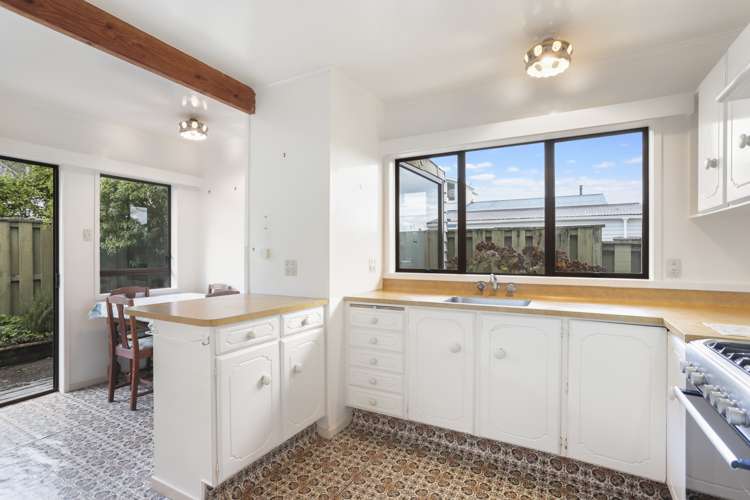 22 Grendon Road Titirangi_11