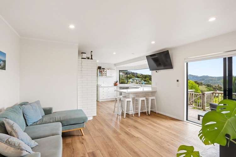 31 Rauhuia Crescent Parau_7