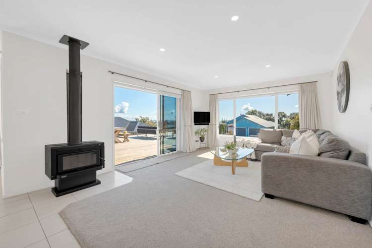 9 Gibbia Way Beachlands_18