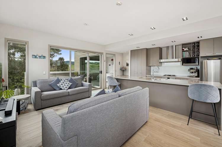 15 Devoy Drive Owhata_9