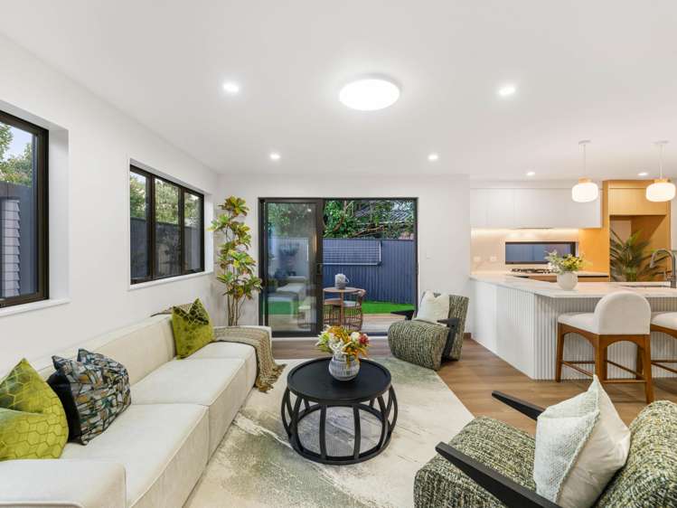 46a & 46b Woodford Avenue Henderson_30