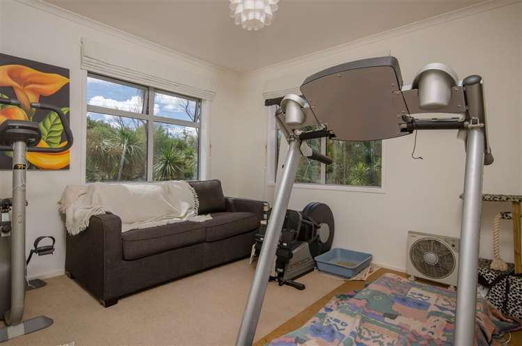 18 Chettle Court New Lynn_16