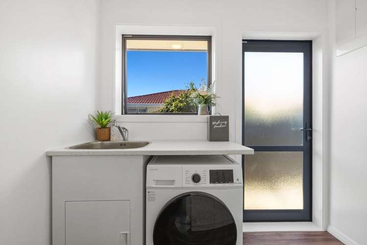 26 Rowses Road Aranui_12