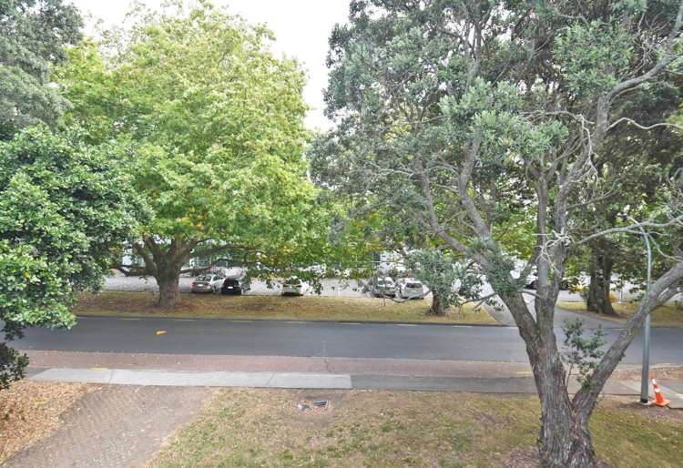 Hugo Johnston Drive Penrose_11