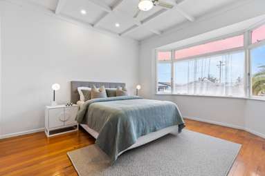90 Huia Road_2