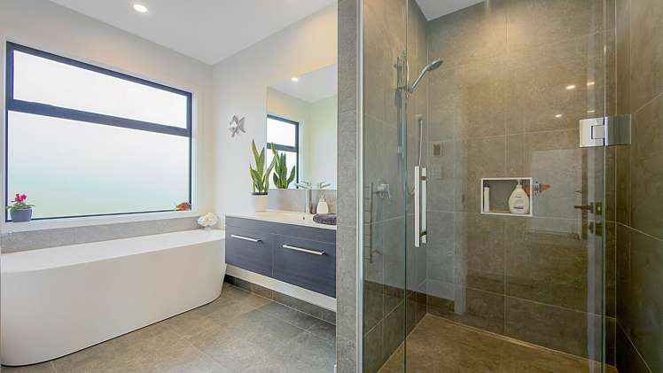 59 Pine Road Lichfield_15